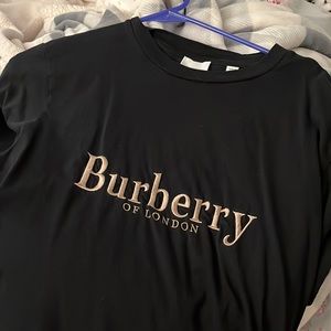 Burberry tshirt